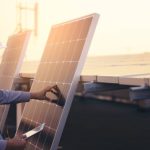 Saulės elektrinių montavimas – ateities profesija