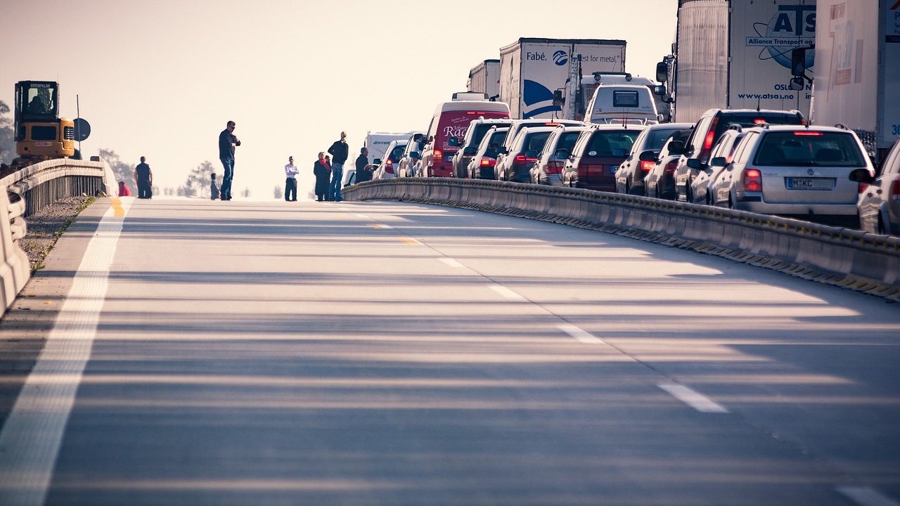 A1 prie Klaipėdos penktadienį 10–16 val.: viena juosta uždaryta, pareigūnai tikrins automobilius per pratybas